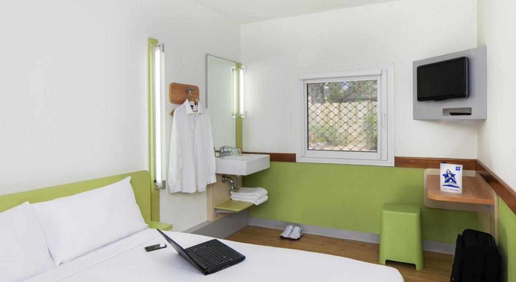 Ibis Budget - Newcastle Buitenkant foto